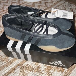 adidas women’s taekwondo mei shoes - black